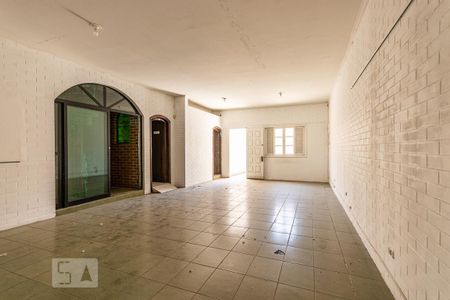 Casa para alugar com 130m², 3 quartos e 2 vagasSalão de festas 