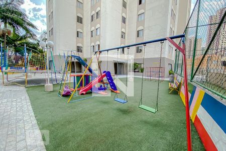 Apartamento para alugar com 49m², 2 quartos e 1 vaga Apartamento para alugar com 49m², 2 quartos e 1 vagaÁrea Comum - Playground