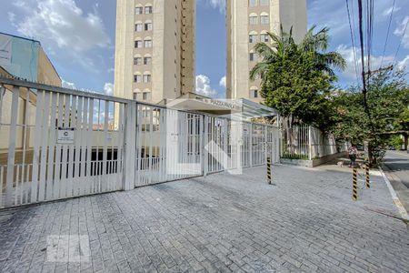 Apartamento para alugar com 49m², 2 quartos e 1 vaga Apartamento para alugar com 49m², 2 quartos e 1 vagaFachada