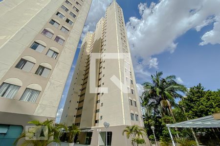 Apartamento para alugar com 49m², 2 quartos e 1 vaga Apartamento para alugar com 49m², 2 quartos e 1 vagaFachada
