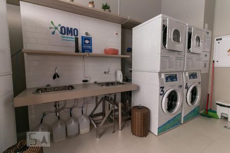 Apartamento à venda com 95m², 2 quartos e 2 vagas Apartamento à venda com 95m², 2 quartos e 2 vagasLavanderia