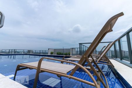 Apartamento à venda com 95m², 2 quartos e 2 vagas Apartamento à venda com 95m², 2 quartos e 2 vagasÁrea comum - Piscina