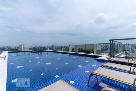 Apartamento à venda com 95m², 2 quartos e 2 vagas Apartamento à venda com 95m², 2 quartos e 2 vagasÁrea comum - Piscina