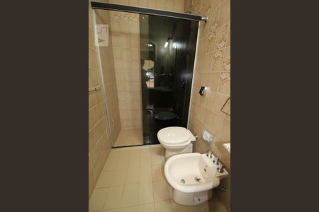 Casa para alugar com 800m², 4 quartos e 6 vagasBanheiro do Quarto 3