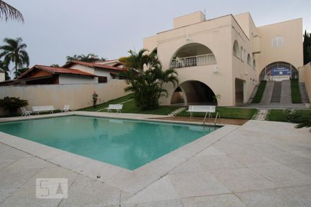 Casa para alugar com 800m², 4 quartos e 6 vagasPiscina