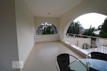 Casa para alugar com 800m², 4 quartos e 6 vagasVaranda da Cozinha