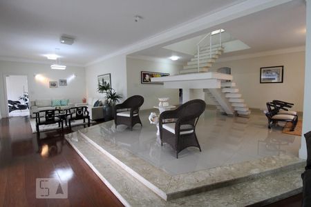 Sala de casa à venda com 4 quartos, 800m² em Parque Taquaral, Campinas