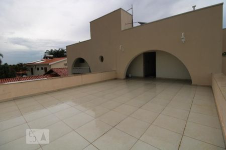 Casa para alugar com 800m², 4 quartos e 6 vagasTerraço