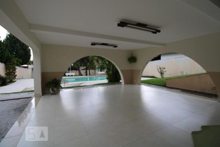 Casa para alugar com 800m², 4 quartos e 6 vagasSalão de Festas