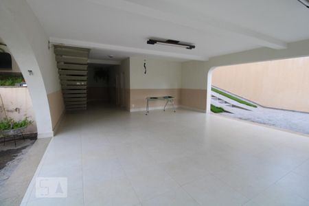 Casa para alugar com 800m², 4 quartos e 6 vagasSalão de Festas