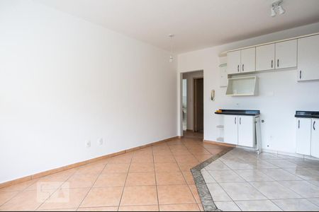 Sala e Cozinha de casa para alugar com 2 quartos, 70m² em Chora Menino, São Paulo