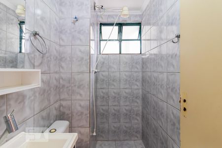Apartamento para alugar com 45m², 2 quartos e sem vagaBanheiro 