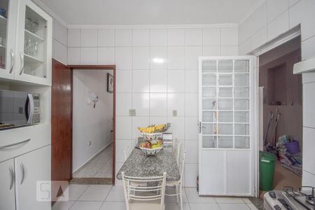 Casa à venda com 214m², 3 quartos e 2 vagasCozinha