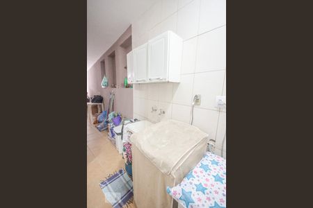 Casa à venda com 214m², 3 quartos e 2 vagasÁrea de Serviço