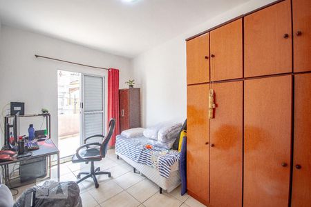 Casa à venda com 214m², 3 quartos e 2 vagasQuarto 3