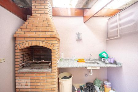 Casa à venda com 214m², 3 quartos e 2 vagasChurrasqueira