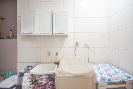 Casa à venda com 214m², 3 quartos e 2 vagasÁrea de Serviço