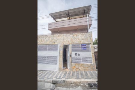 Casa à venda com 214m², 3 quartos e 2 vagasFachada