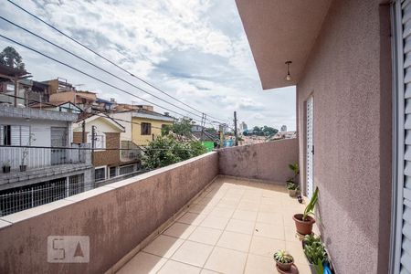 Casa à venda com 214m², 3 quartos e 2 vagasVaranda