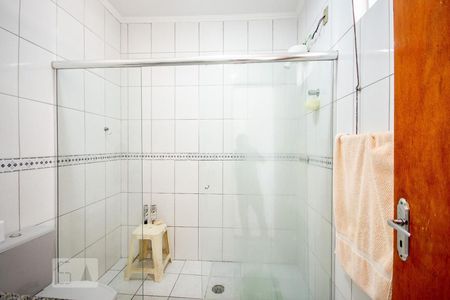 Casa à venda com 214m², 3 quartos e 2 vagasBanheiro 2