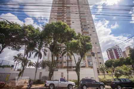 Apartamento à venda com 65m², 2 quartos e 1 vagaFachada