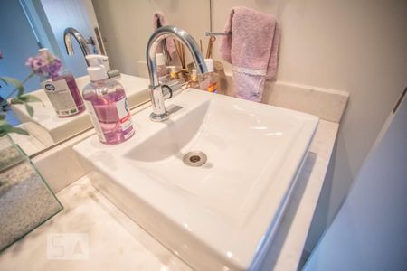 Apartamento à venda com 65m², 2 quartos e 1 vagaBanheiro 2 - Torneira