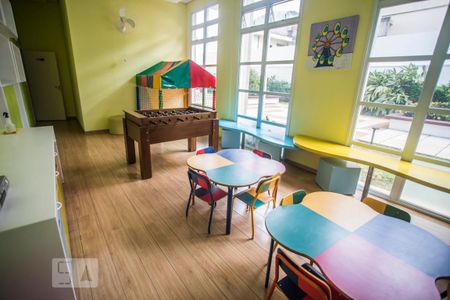 Apartamento à venda com 65m², 2 quartos e 1 vagaÁrea comum - Brinquedoteca