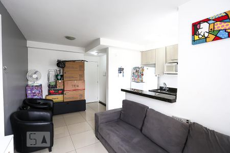 Sala de apartamento para alugar com 2 quartos, 46m² em Jardim Umarizal, São Paulo