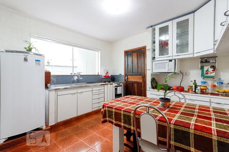 Casa à venda com 120m², 3 quartos e 2 vagasCozinha