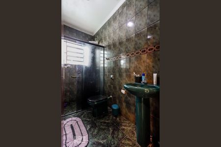 Casa à venda com 120m², 3 quartos e 2 vagasBanheiro