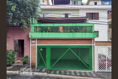 Casa à venda com 120m², 3 quartos e 2 vagasFachada