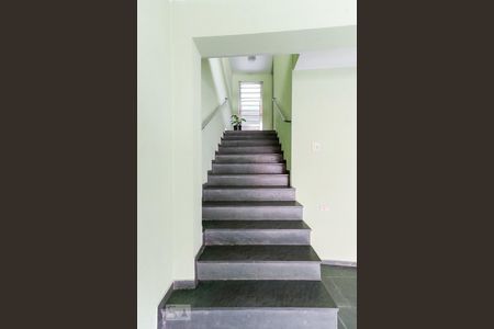 Casa à venda com 120m², 3 quartos e 2 vagasEscadas Entrada