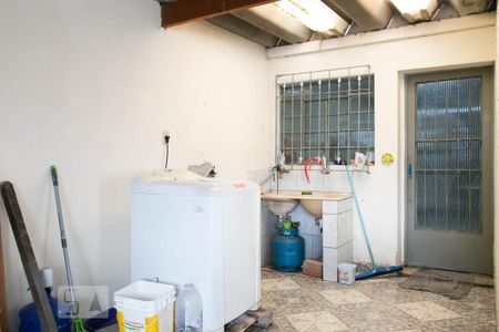 Casa à venda com 250m², 2 quartos e 4 vagasÁrea de Serviço