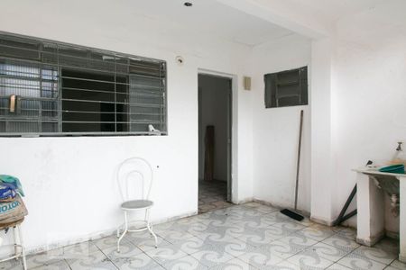 Casa à venda com 250m², 2 quartos e 4 vagasEdicula