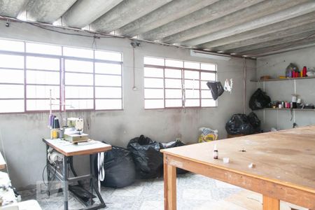 Casa à venda com 250m², 2 quartos e 4 vagasÁrea de Serviço