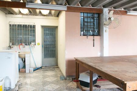 Casa à venda com 250m², 2 quartos e 4 vagasÁrea de Serviço