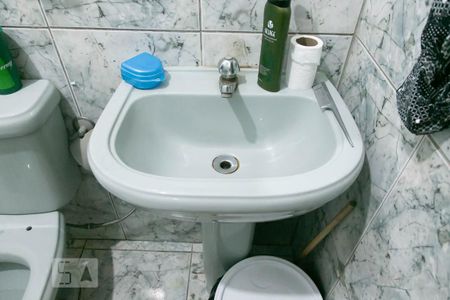 Casa à venda com 250m², 2 quartos e 4 vagasDetalhe banheiro