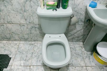 Casa à venda com 250m², 2 quartos e 4 vagasDetalhe banheiro