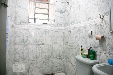 Casa à venda com 250m², 2 quartos e 4 vagasBanheiro 1