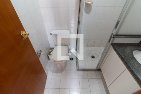 Apartamento à venda com 70m², 2 quartos e 1 vaga Apartamento à venda com 70m², 2 quartos e 1 vagaBanheiro
