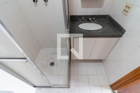 Apartamento à venda com 70m², 2 quartos e 1 vaga Apartamento à venda com 70m², 2 quartos e 1 vagaBanheiro