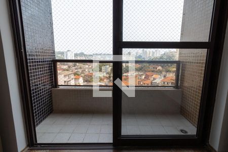 Apartamento à venda com 70m², 2 quartos e 1 vaga Apartamento à venda com 70m², 2 quartos e 1 vagaVaranda