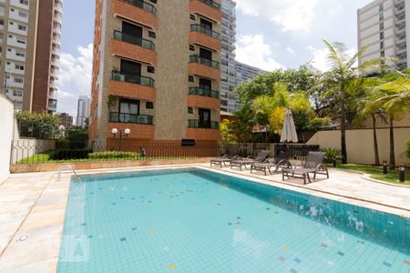Studio para alugar com 35m², 1 quarto e 1 vaga Studio para alugar com 35m², 1 quarto e 1 vagaÁrea comum - Piscina