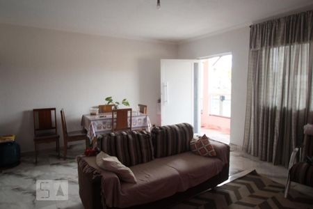 Sala de casa à venda com 7 quartos, 250m² em Vila Jacuí, São Paulo