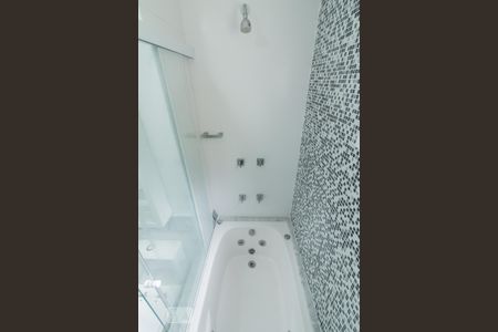 Apartamento à venda com 113m², 3 quartos e 3 vagas Apartamento à venda com 113m², 3 quartos e 3 vagasBanheiro da Suíte