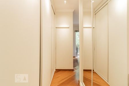 Apartamento à venda com 113m², 3 quartos e 3 vagas Apartamento à venda com 113m², 3 quartos e 3 vagasQuarto 1 - Suíte