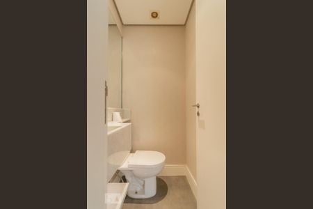 Apartamento à venda com 113m², 3 quartos e 3 vagas Apartamento à venda com 113m², 3 quartos e 3 vagasLavabo