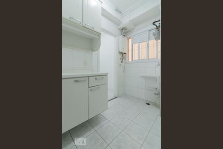 Apartamento à venda com 113m², 3 quartos e 3 vagas Apartamento à venda com 113m², 3 quartos e 3 vagasÁrea de Serviço