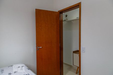 Quarto 2 de apartamento para alugar com 2 quartos, 36m² em Penha de França, São Paulo