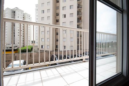 Sacada de apartamento para alugar com 2 quartos, 55m² em São Pedro, Osasco